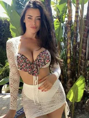 Female Escorts in Pearl Hotel Hotel